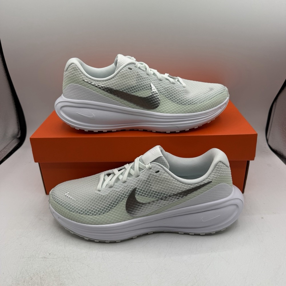 Nike Revolution 8 Running Shoes Womens 7.5 Light Green/Silver Sneaker HJ8485-107
